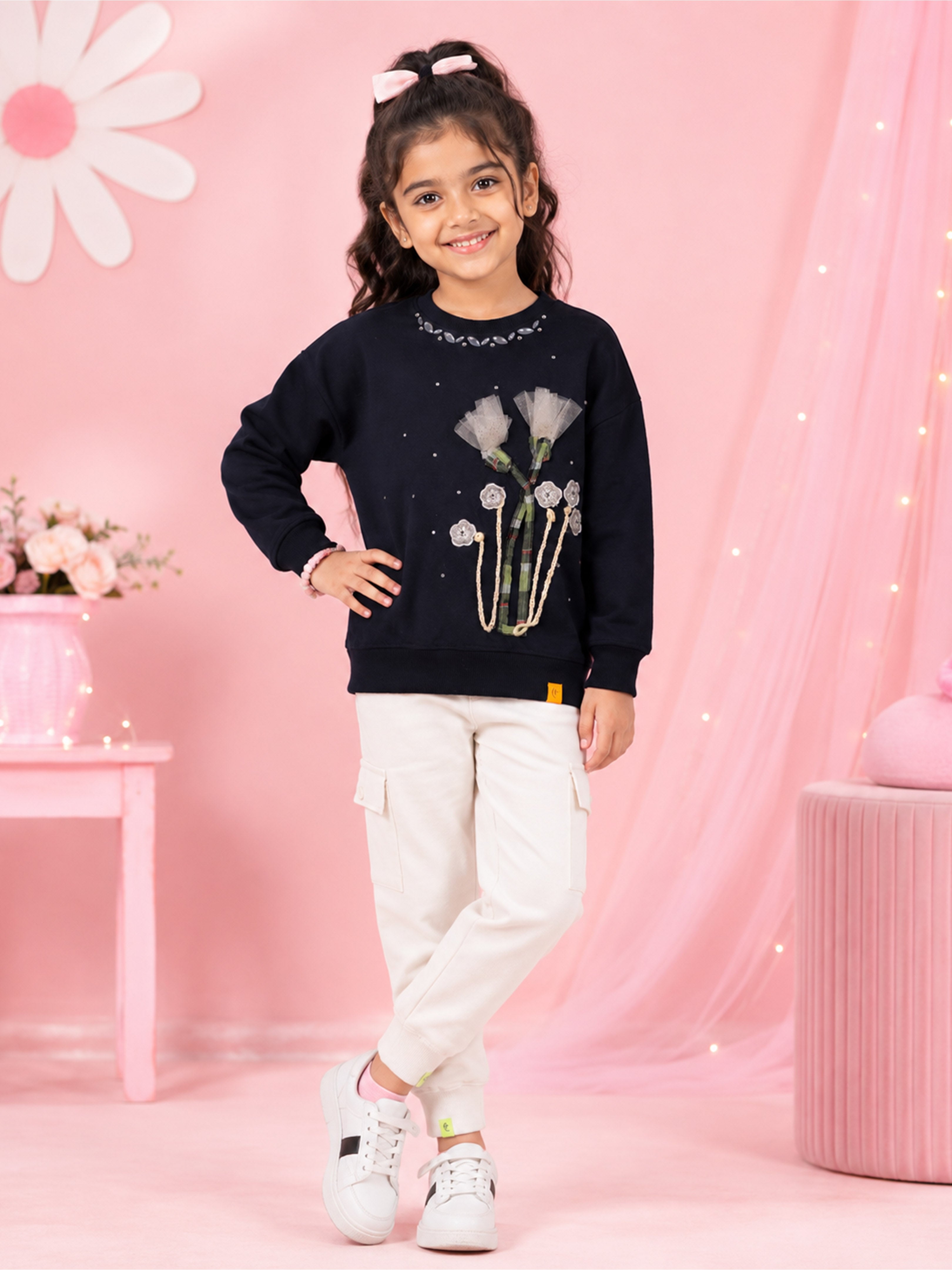 Kiddopanti Girls Cotton Fleece Full Sleeves Applique Sweatshirt & Cargo Jogger Track Pant Co-ord Set