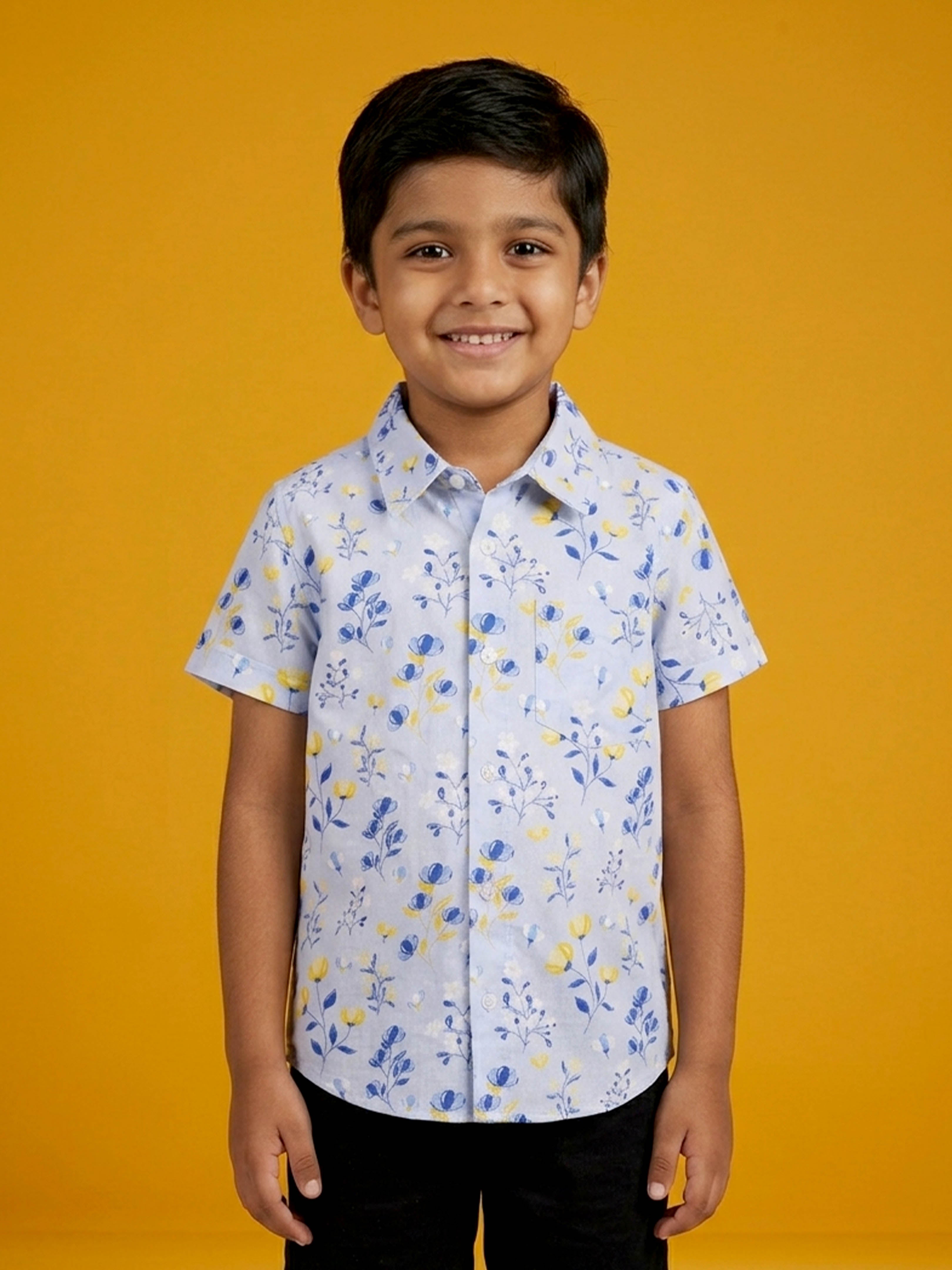 Kiddopanti Boys Cotton Woven Half Sleeves Graphic Printed Shirt