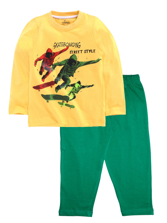 Boys Cotton T-Shirt with Print & Solid Pyjama Sets