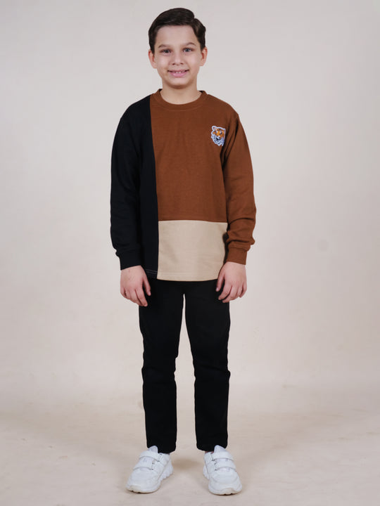 Boys Fleece Full Sleeves Colour Block Cut & Sew Sweatshirt With Jeans Set