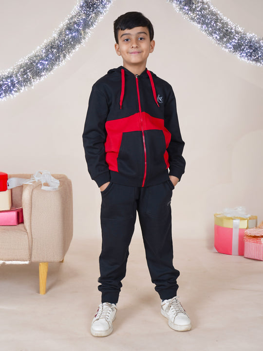 Boys Fleece Full Sleeves Front Zip Up Cut And Sew Hooded Sweatshirt With Joggers