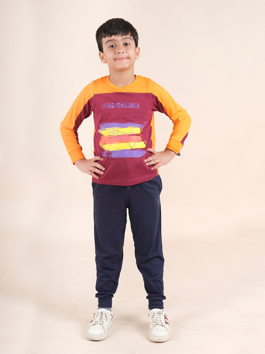 Boys Cotton Full Sleeves Printed Tee With Joggers Set