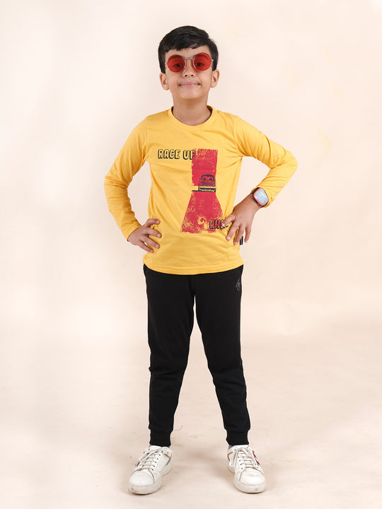 Boys Cotton Full Sleeves Printed Tee With Joggers Set