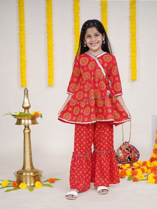 Girls Ethnic Motif Printed Kurta Sharara With Potli Set