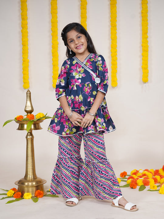 Girls 3/4th Sleeves Floral Printed Kurta With Geometric Printed Sharara