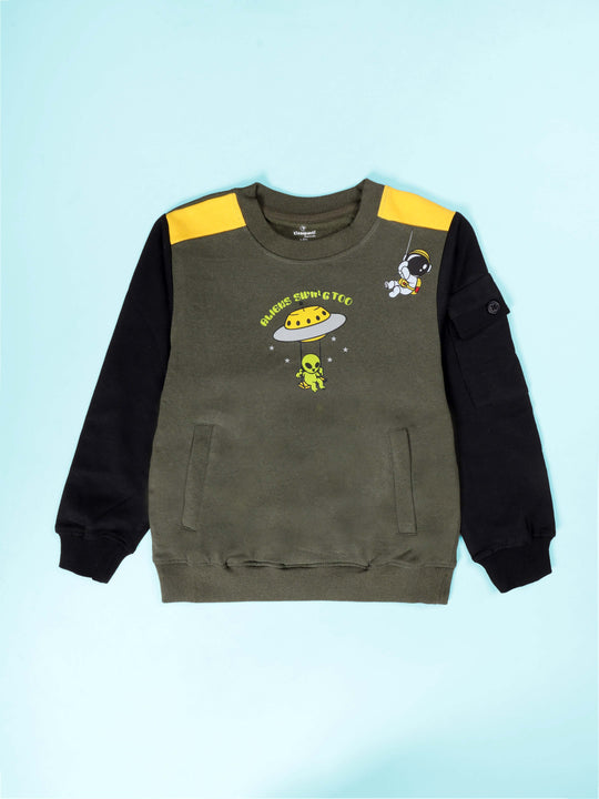 Boys Round Neck Sweatshirts With Pocket With Multi Print
