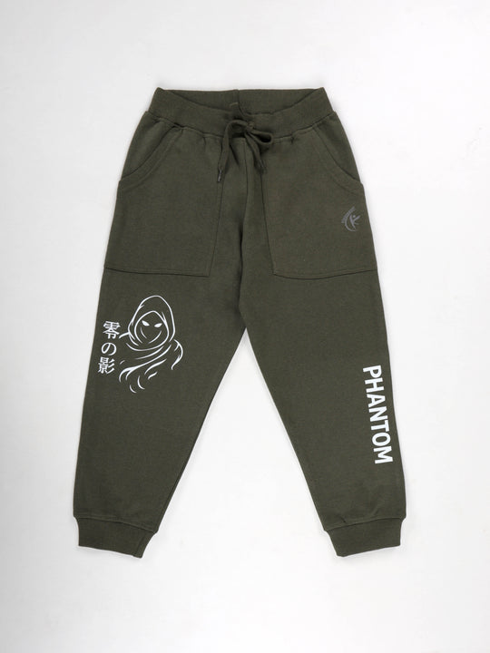 KiddoPanti Boys Printed Fleece Track Pant With Multi Badge