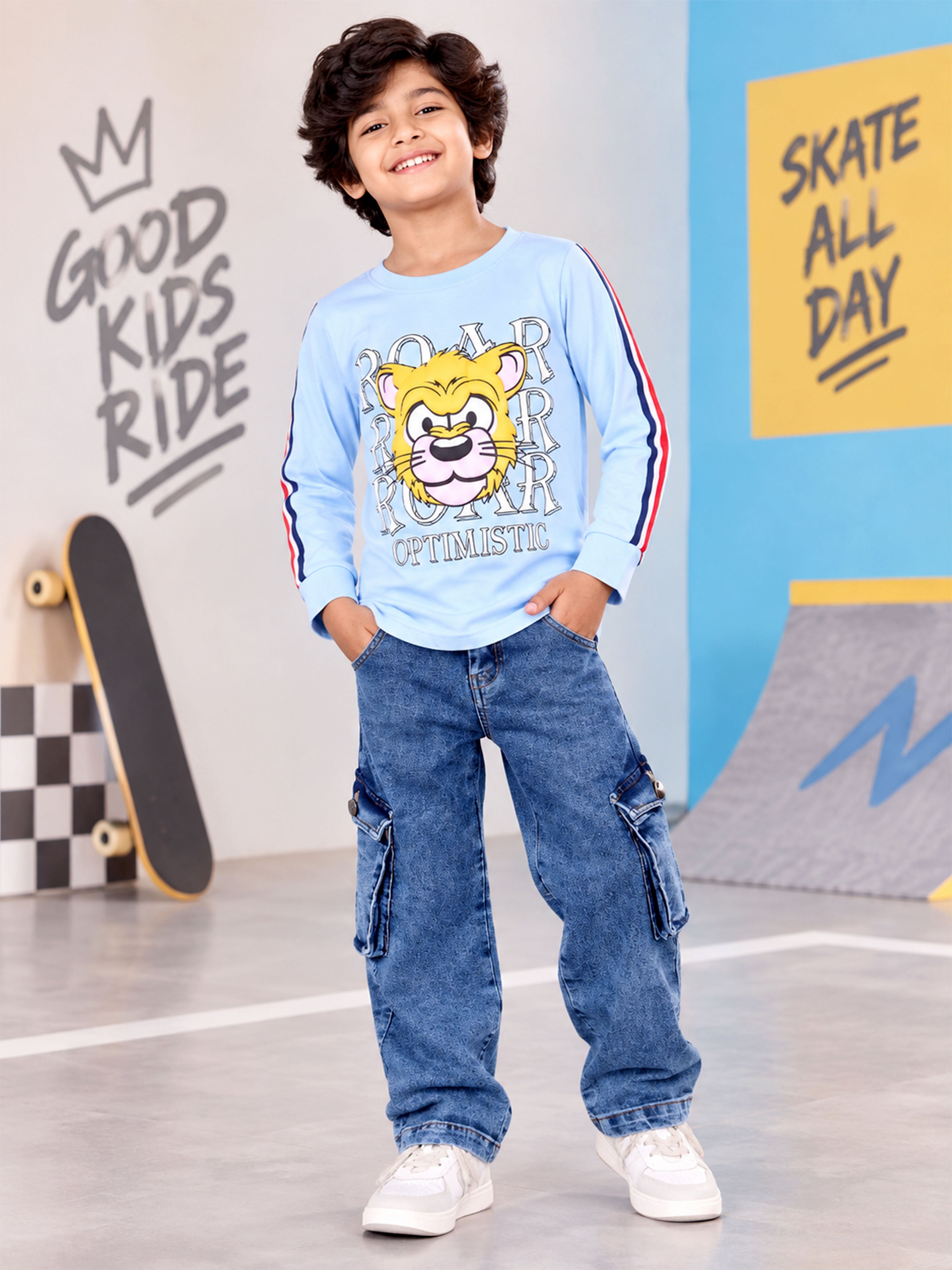 Boys Cotton Knit Full Sleeves Tiger Roar Printed Tee With Denim Woven Solid Cargo Pant Set