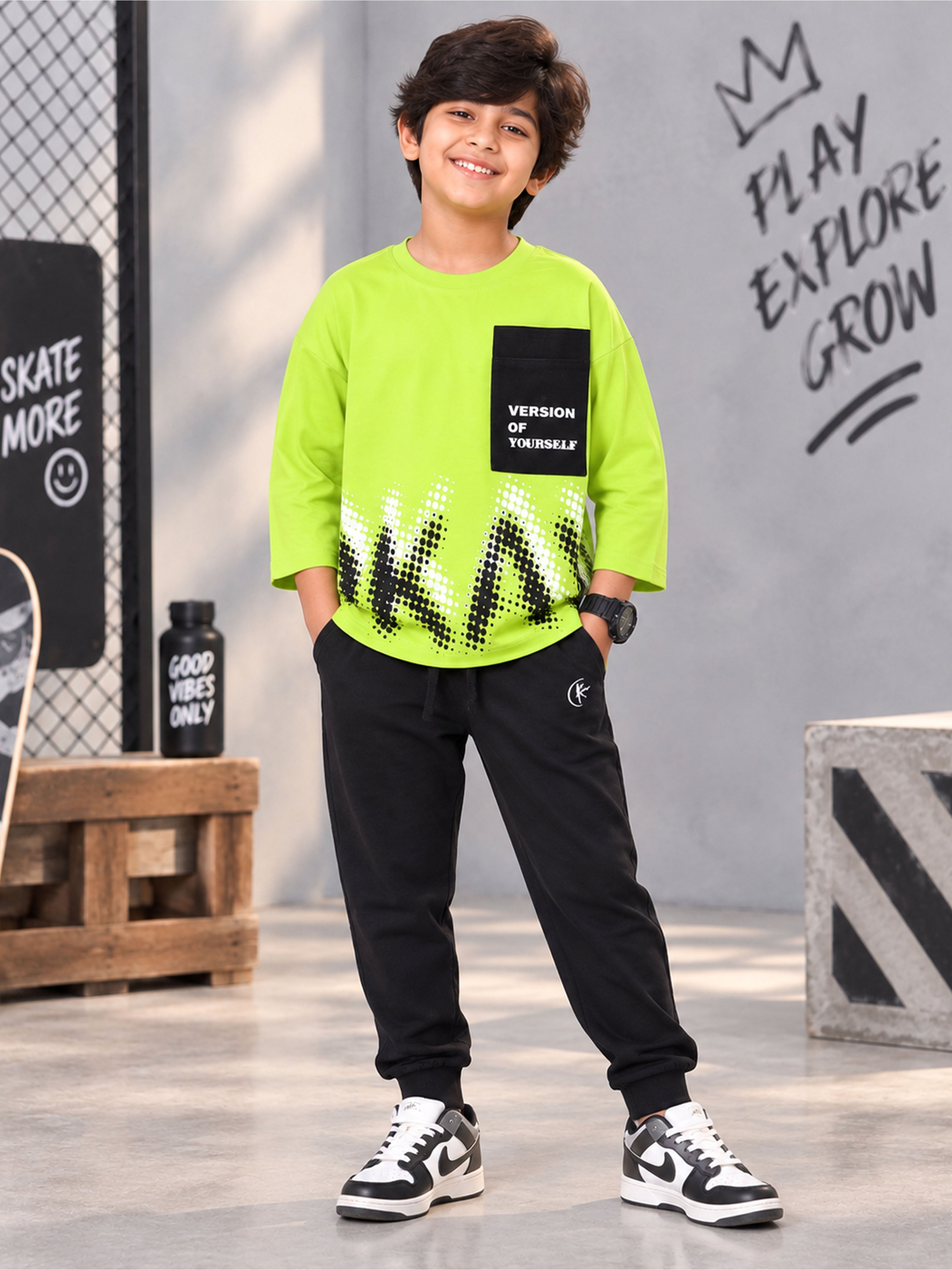 Kiddopanti Boys Cotton Printed Drop Shoulder Round Neck Full Sleeve Tee With Track Pant Co-Ords Set