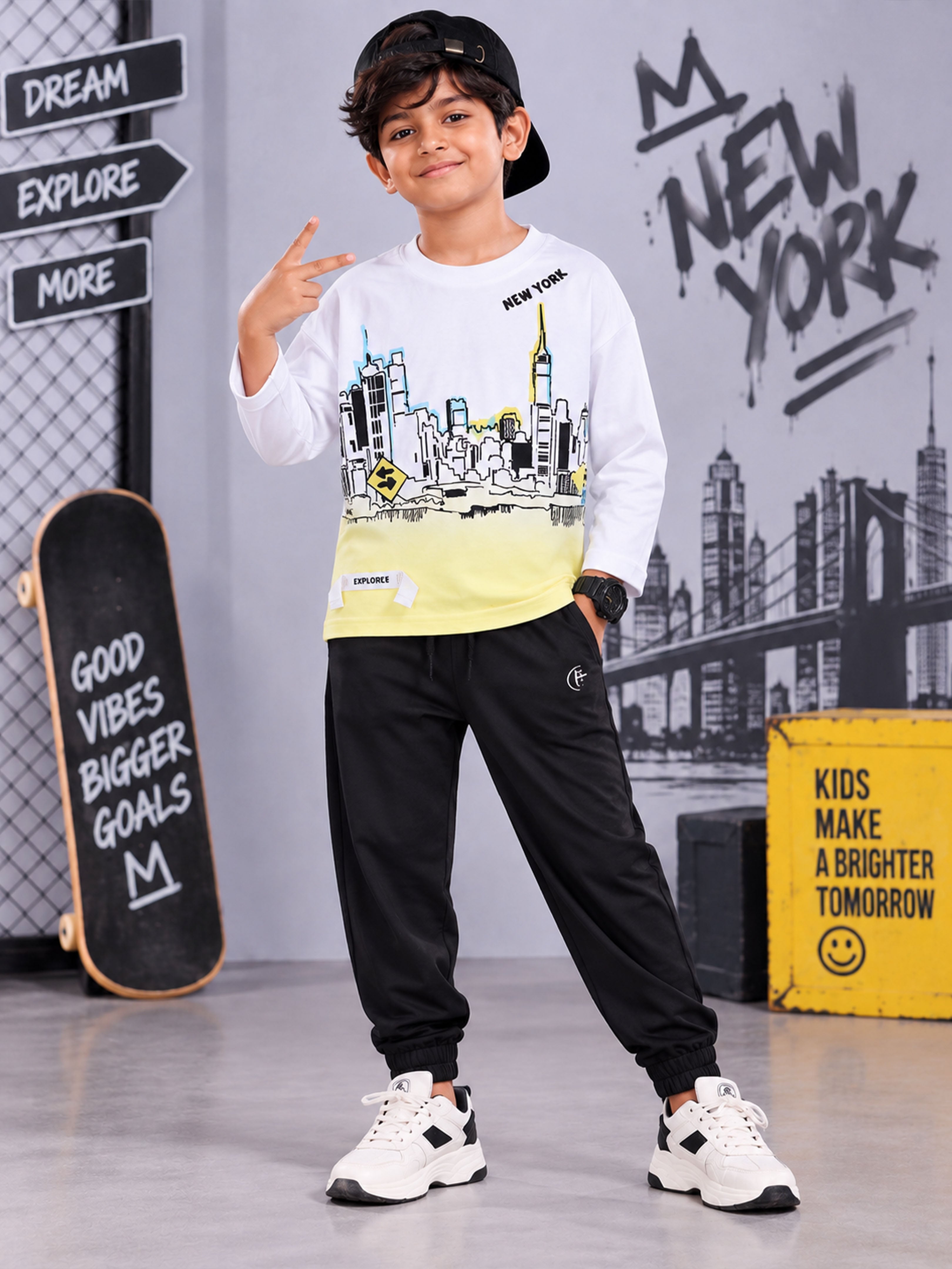 Kiddopanti Boys Cotton Printed Full Sleeve Round Neck Tee With Track Pant Co-Ords Set