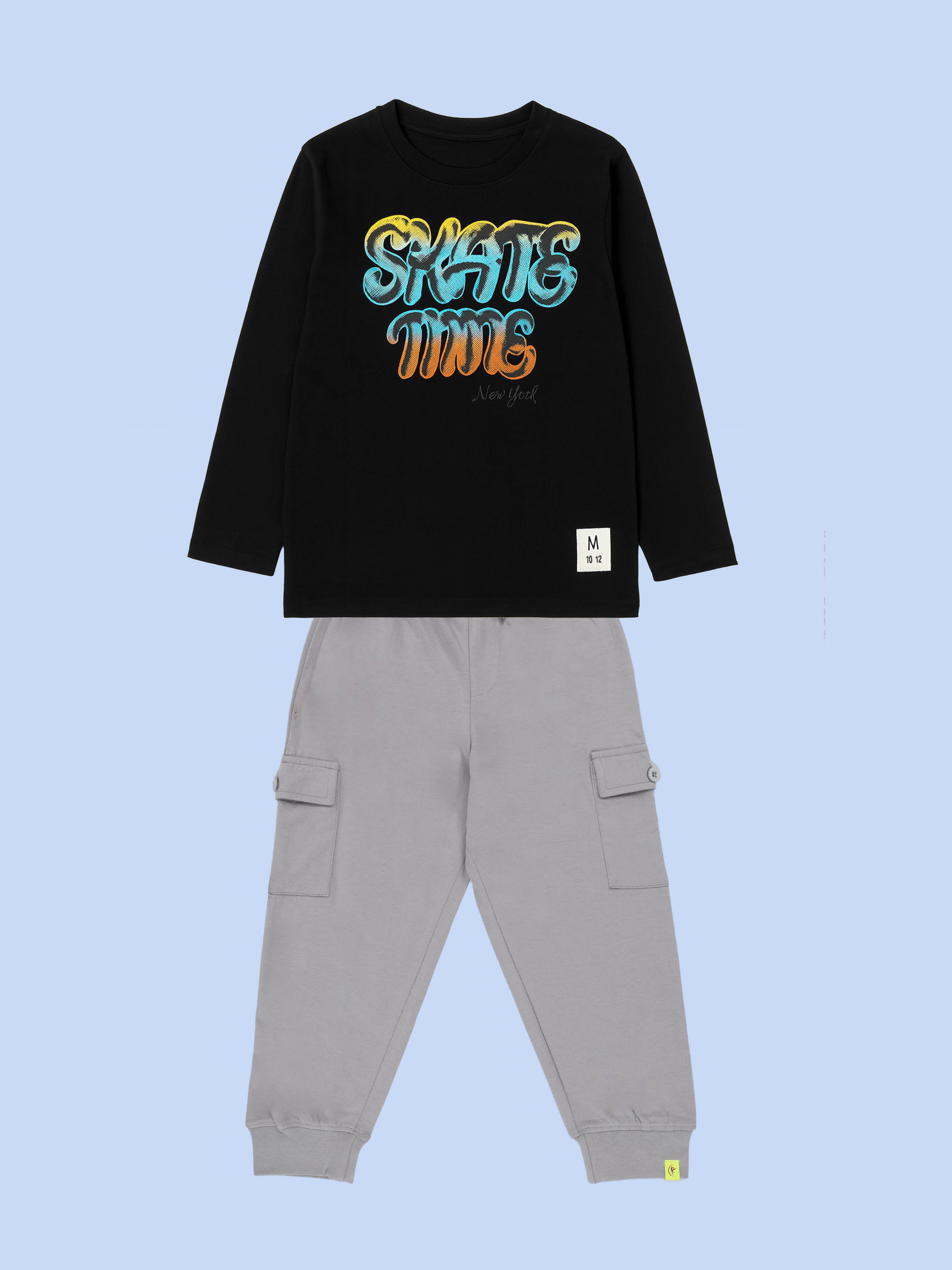 Kiddopanti Boys Tiger Roar Printed Full Sleeve Round Neck Tee & Knit Cargo Jogger Pants Coorde Set