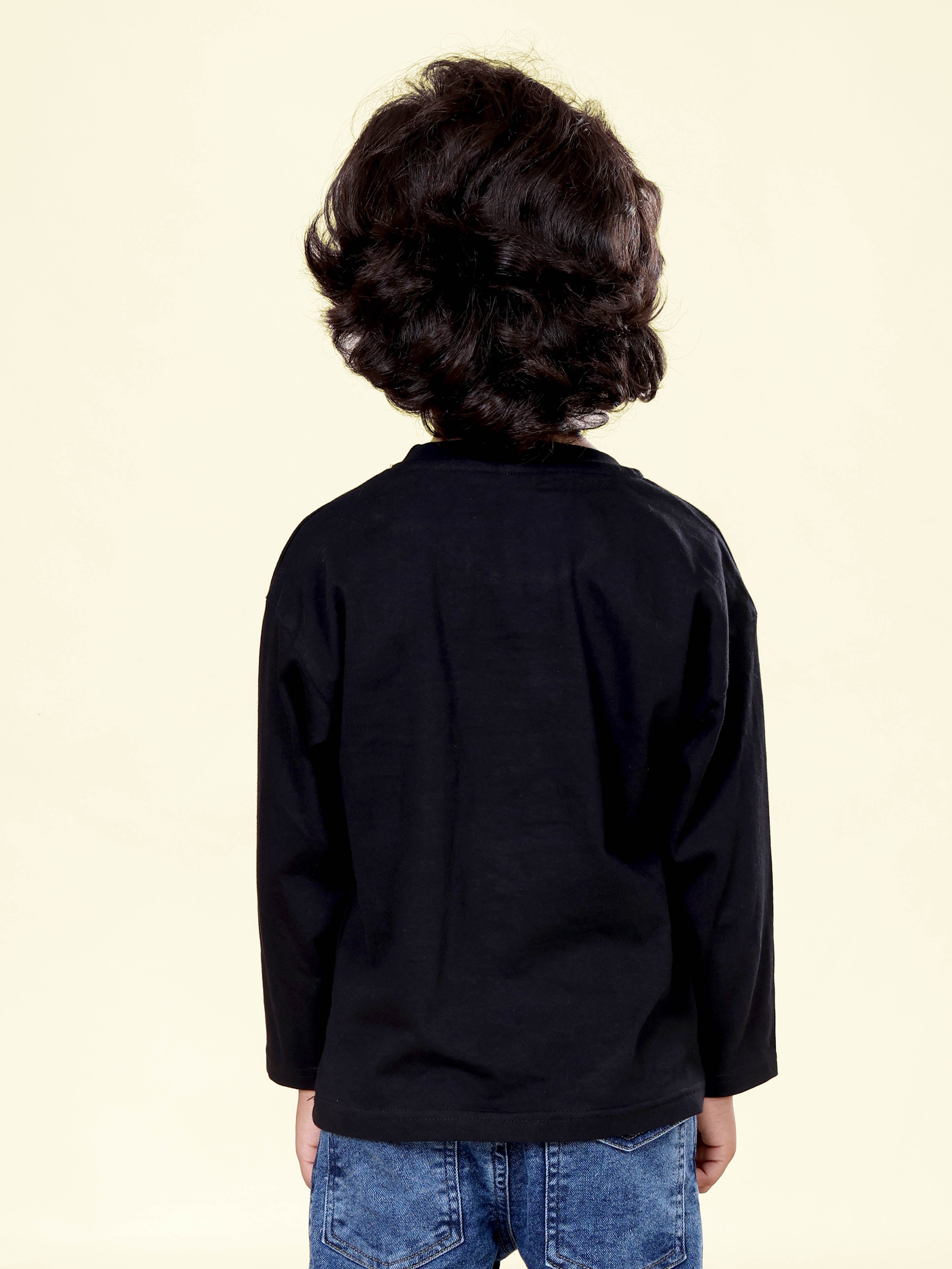 Kiddopanti Boys Tiger Roar Printed Full Sleeve Round Neck Tee & Knit Cargo Jogger Pants Coorde Set