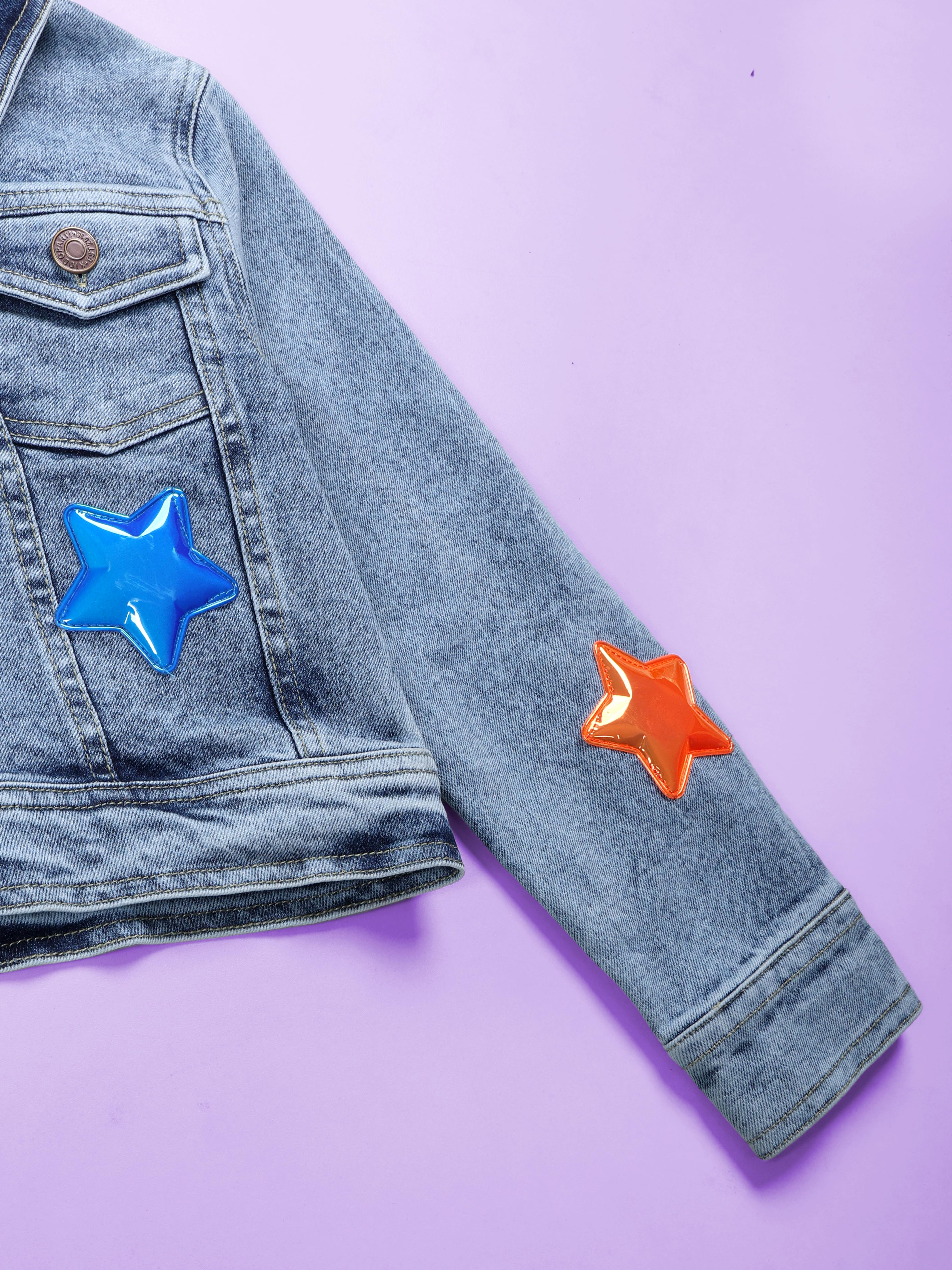 Kiddopanti Girls Full Sleeves Crop Denim Jacket With Stars Applique