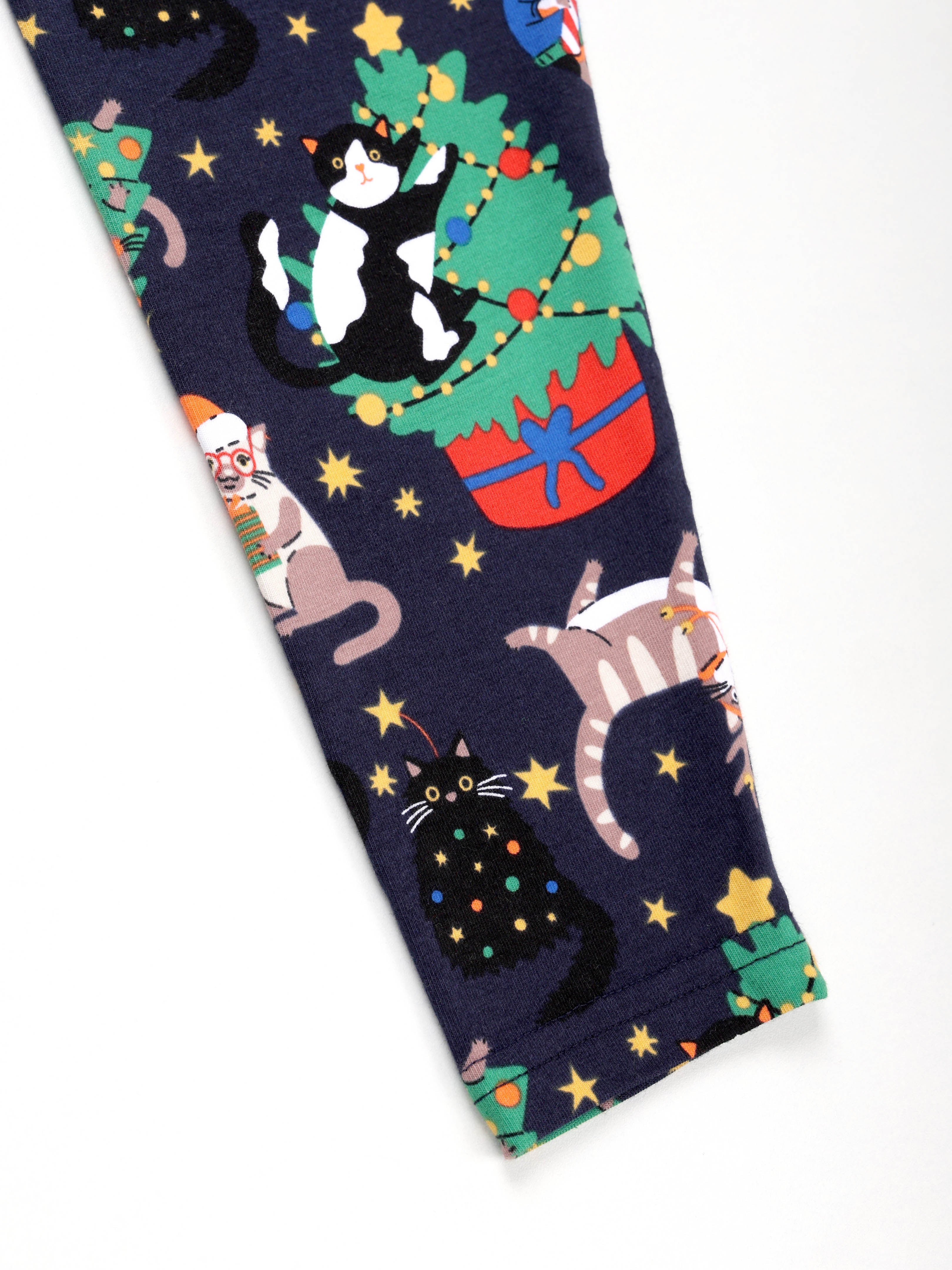 Kiddopanti Girls All Over Printed Legging