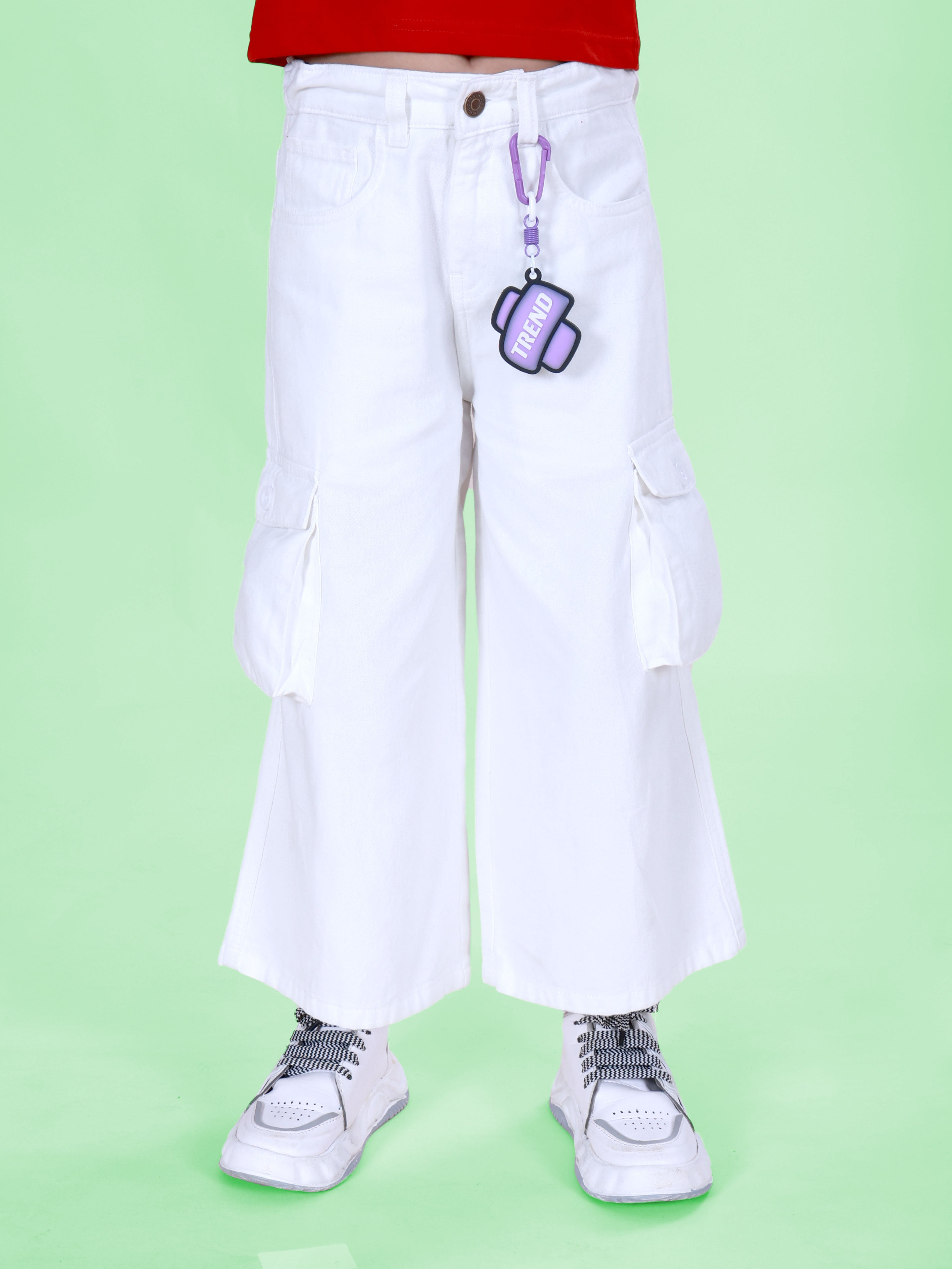 Girls Rayon Woven Sleeveless Tie-Dye Printed Top & Denim Woven Flared Solid Utility Cargo Jeans With Trend Lavender Keychain Co Ord Set