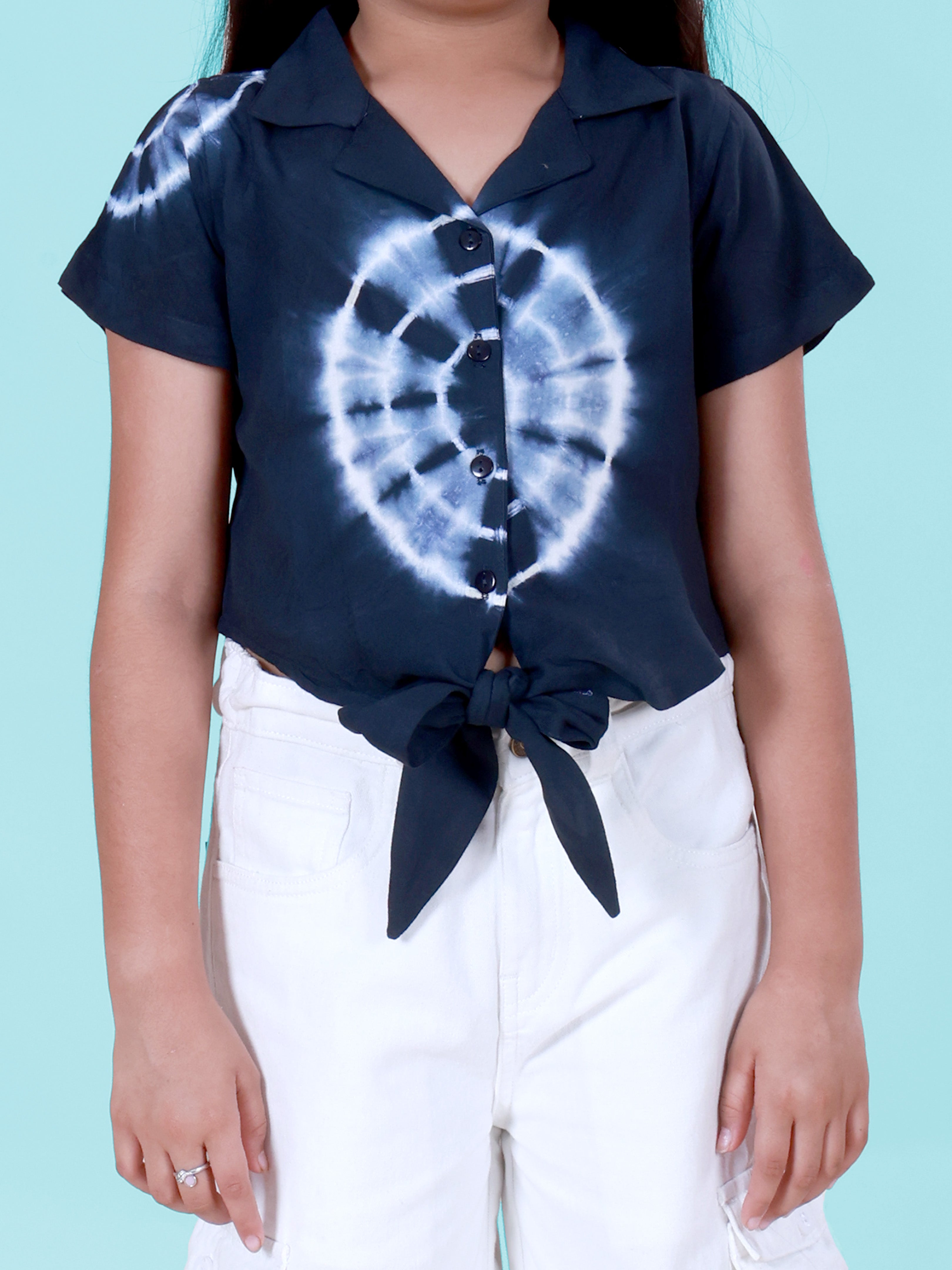 Girls Rayon Woven Half Sleeves Tie-Dye Front Knot Shirt & Denim Woven Flared Solid Utility Cargo Jeans Co Ord Set