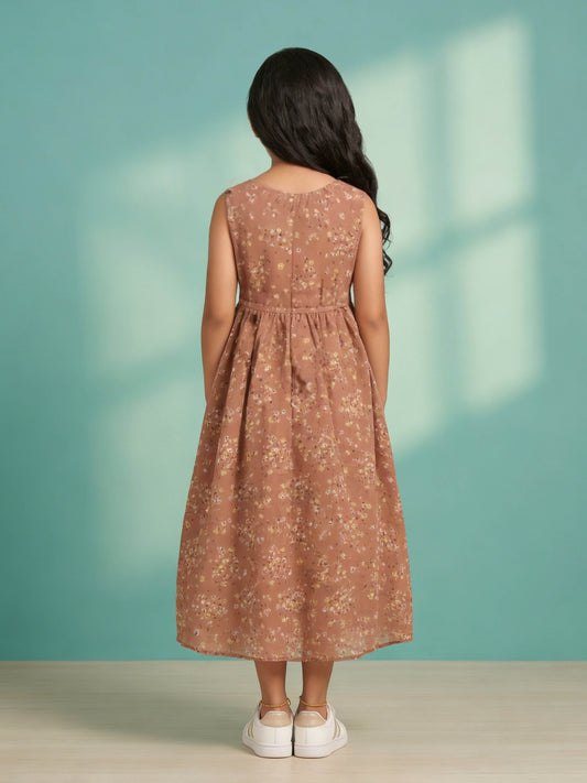 Kiddopanti Girls Georgette Woven Sleeveless Floral Printed Dress With Frilled Neck Line