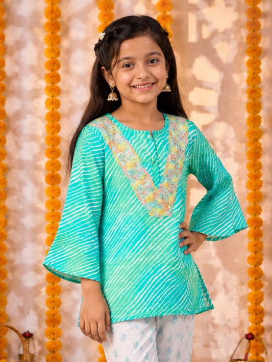 Kiddopanti Girls Georgette Full Sleeves Leheriya Print Kurta with Embroidered Yoke Lace