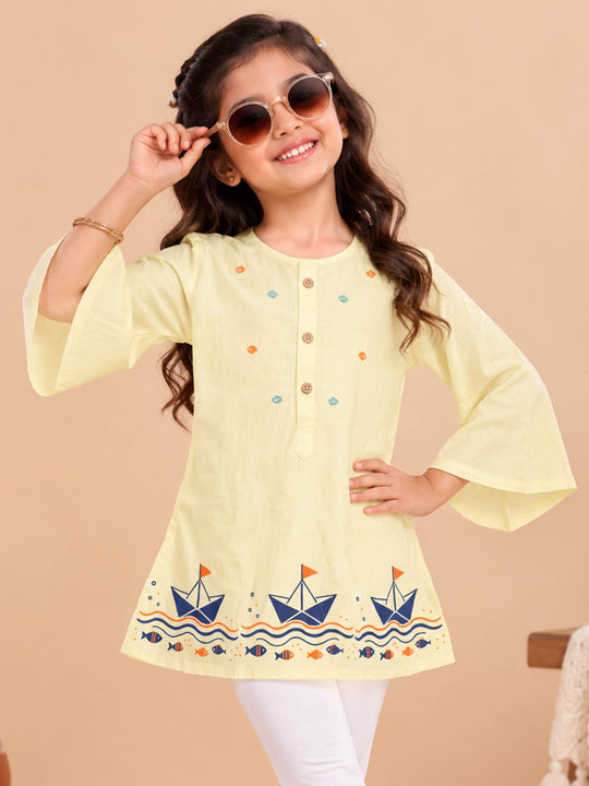 Kiddopanti Girls Rayon Woven Flared Sleeves Geometric Applique A-Line Short Kurti with Button Placket