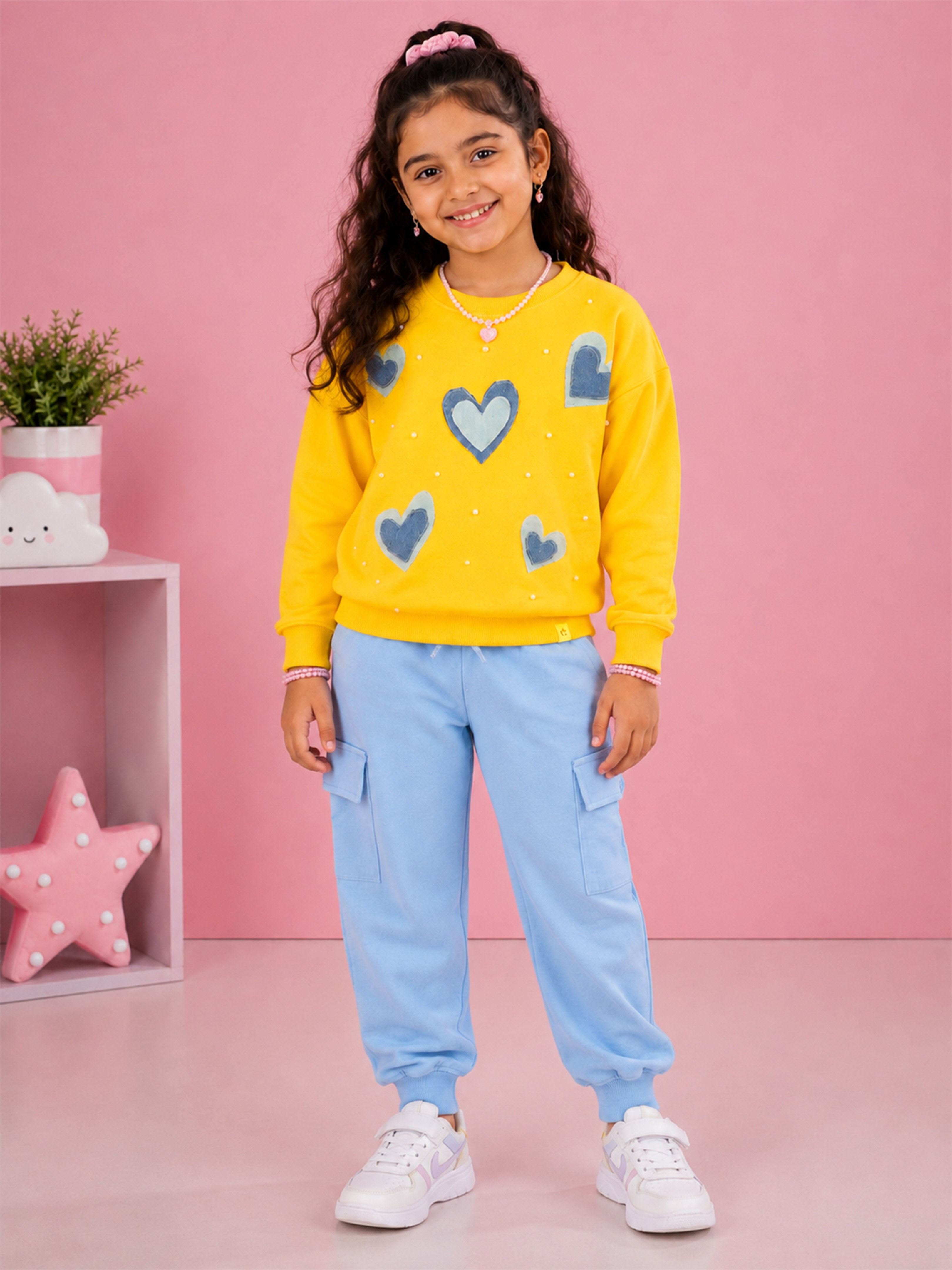 Kiddopanti Girls Cotton Fleece Full Sleeves Applique Sweatshirt & Cargo Jogger Track Pant Co-ord Set