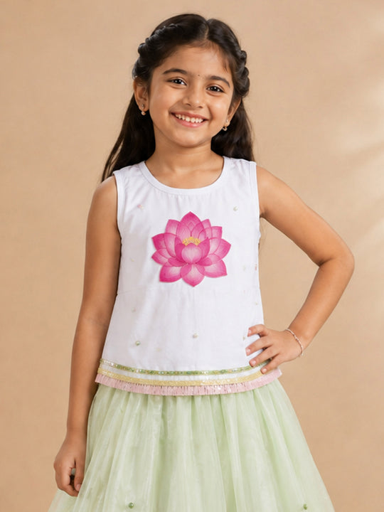 Kiddopanti Girls Cotton Knit Sleeveless Peplum Applique Detailed Top