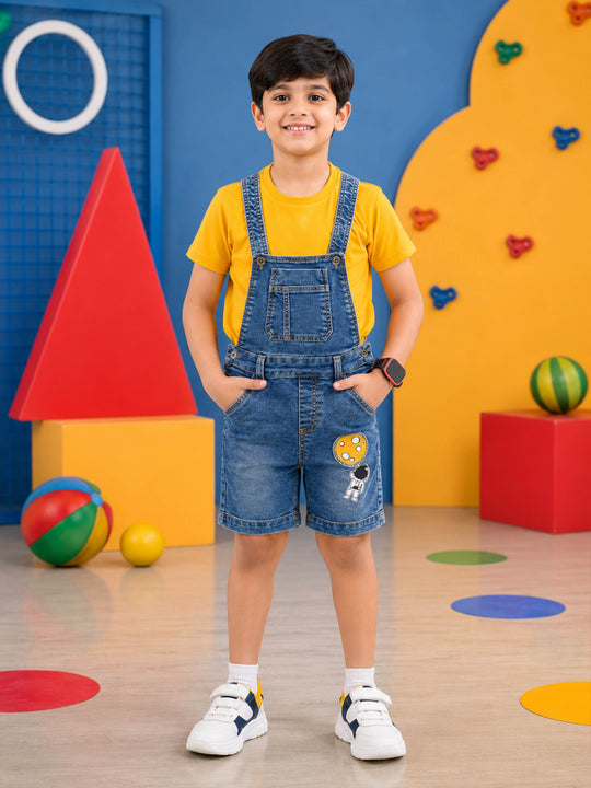 Kiddopanti Boys Denim Printed & Solid Above Knee Length Denim Dungaree Shorts With Basic 5 Pockets