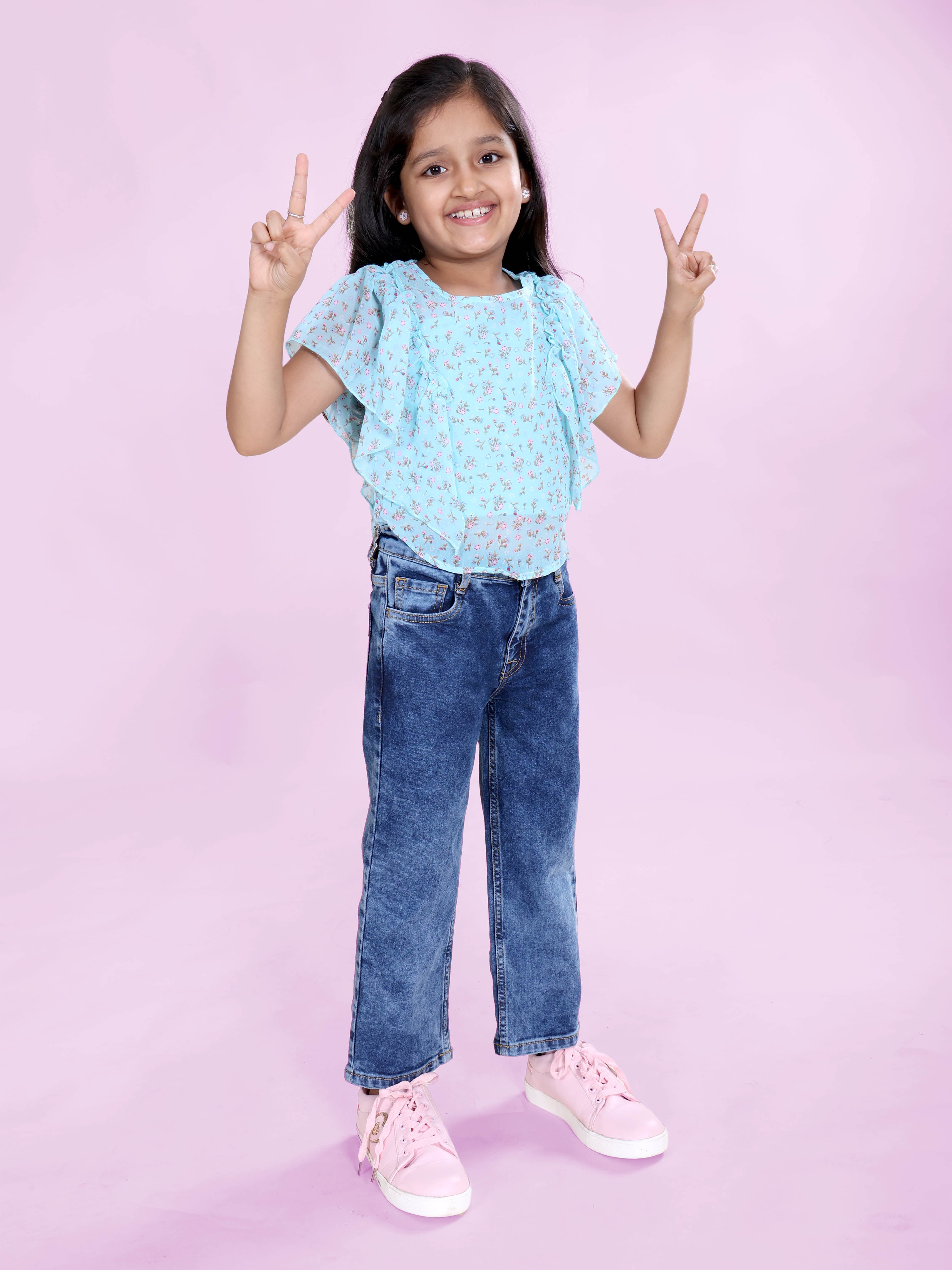 Girls Denim Solid Straight Fit Jeans