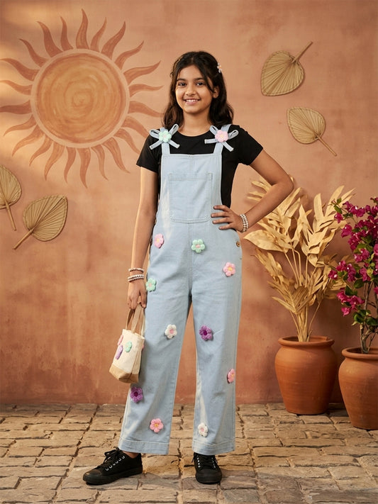 Kiddopanti Girls Denim Woven Appliques With Printed Bow Strap Dungaree