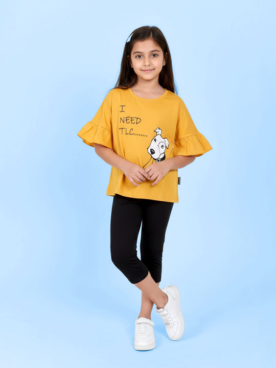 Kiddopanti Girls Cotton Frill Printed Top & Solid Capri Legging Co Ord Set