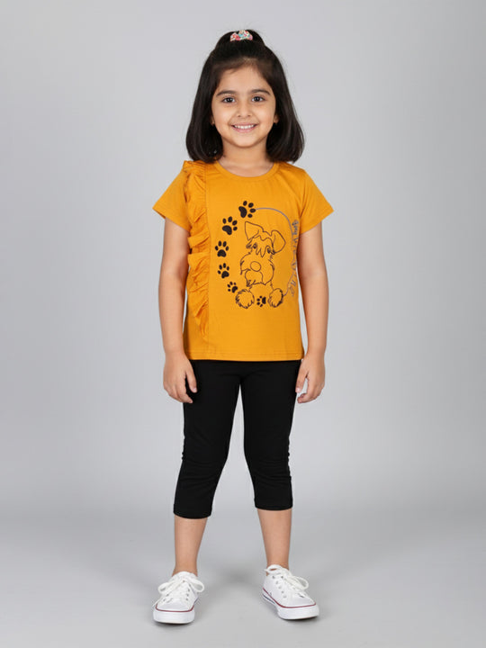 Kiddopanti Girls Half Sleeve Printed Tee With Side Frill & Solid Capri Legging Set