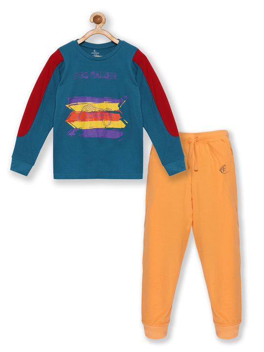 Boys Chest Print Patch Tee & Solid Track Pant