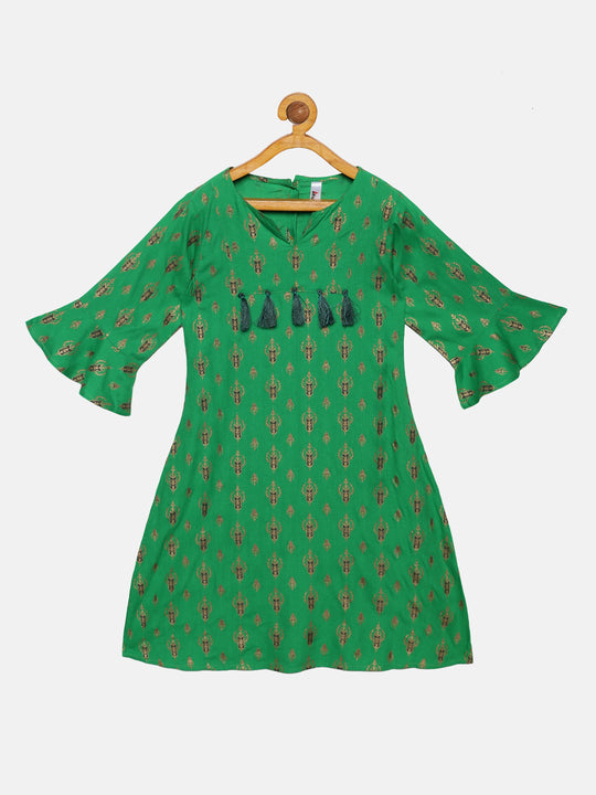 Girls Tassel Yoke Ethnic Kurta