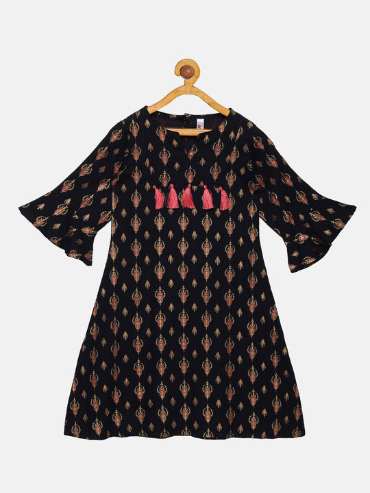 Girls Tassel Yoke Ethnic Kurta